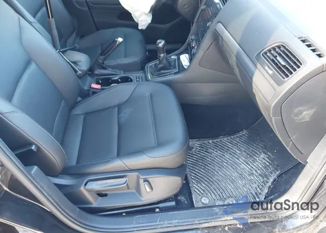 2018 Volkswagen Golf Tsi S/Tsi Se z USA, uszkodzony, nr VIN 3VWB17AU2JM275686